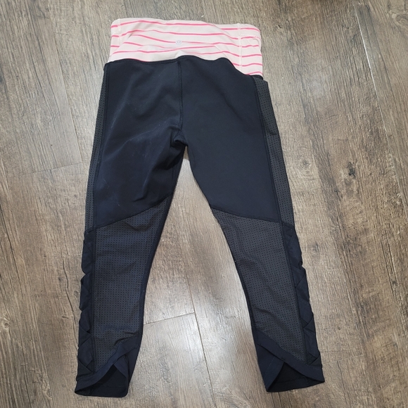 Lululemon leggings - Picture 3 of 6